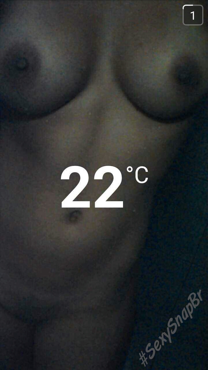 fille chaude du 12 sur snap hot