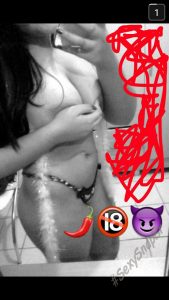 fille departement 18 qui fait des snap hot