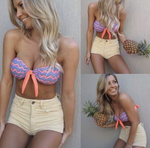 blondes aux grosses poitrines naturelles